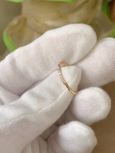 周大福小钻戒玫瑰