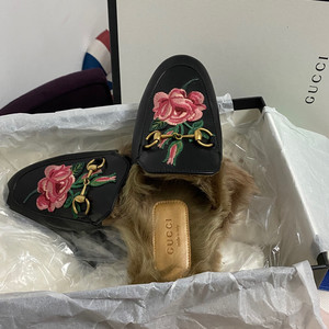 正品gucci古驰羊毛毛拖鞋丝绒面刺绣懒人拖鞋男女情侣同款