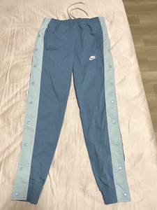 nike af1蓝色排扣裤