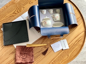 Dior迪奥中式茶具系列皮包礼盒，出口外贸单‼️