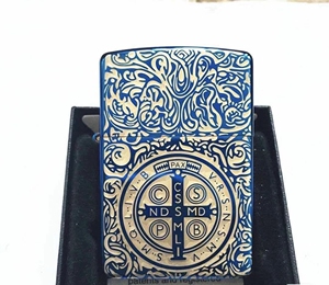 全新zippo打火机蓝冰康斯坦丁开店剩余库存都是全新发货保证
