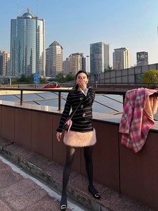 DUO智仙生 黑标系列 拼接粉色皮草半裙
