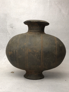 汉代真品釉陶罐价值图片
