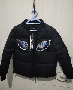 艾莱依羽绒服 小怪兽眼睛 张帅联名全新发货吊牌l165码 全