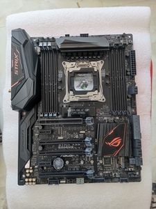 华硕玩家国度x99主板,型号strix x99 gaming