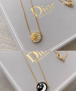99新 迪奥/dior 双面日月星辰 项链 小号 寓意"日月