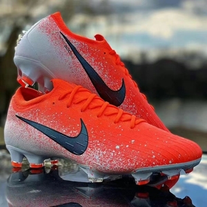 全新正品 耐克刺客12 顶配fg 波产串9球员版 36.