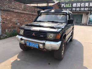 出售蒙特罗改装了丰田1kz柴油发动机.动力非常好,省油又有力