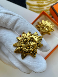 hermes爱马仕中古绝版袖扣 太阳神 金色