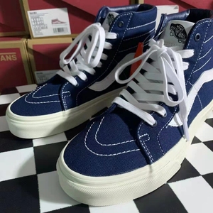 vanssk8藏蓝色
