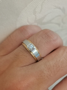 周大生au750男士钻戒 带发票 发票价格8368元 钻