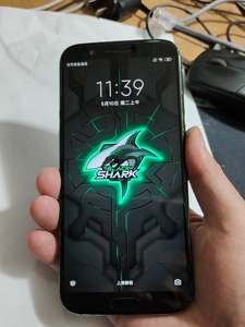 小米8骁龙845黑鲨