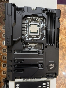 华硕z370-dragon主板 名龙堂装甲,正常使用,拆机闲