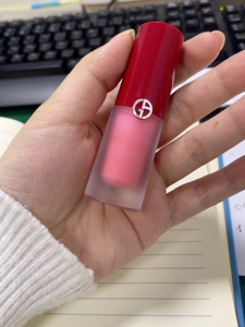 阿玛尼小胖丁唇釉515芭比粉