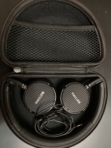 000人付款淘宝beats 耳机,苹果的亲儿子,a1763,共3个 坏的,不周振辉