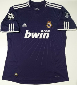 皇马1011赛季第三客场欧冠球衣