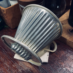 melitta梅丽塔 102四孔铝制罕见金属质感扇形滤杯 品