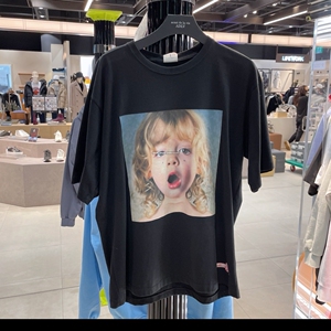 出lisa同款adlvt恤比较oversize风 个人不是很