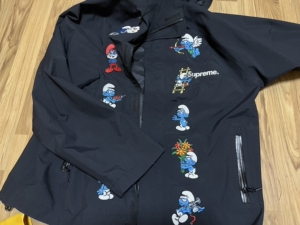 supreme蓝精灵雪服 冲锋衣goretex