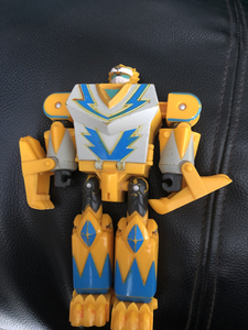 快乐酷宝1的凯特猫,没有变形前的头和尾巴.二手物品有瑕疵 不