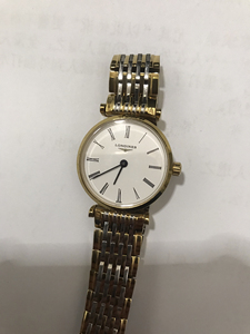 浪琴 女表l46352     5800块钱买的   闲置了