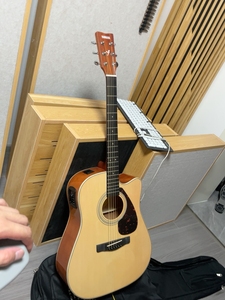 雅马哈fx370c吉他基本全新非商家这个是个人买这玩的仅字体