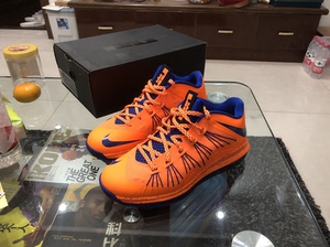 全新nike lbj10low尼克斯勒布朗詹姆斯低帮篮球鞋