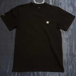 chanel香奈儿t恤男经典小logo短袖m码上衣,专柜购买