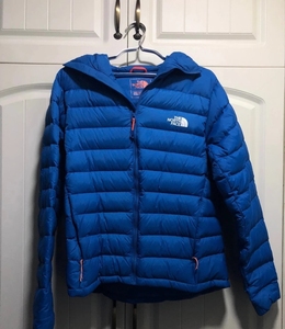 北面900蓬羽绒服