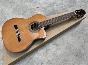 罗德里格斯古典吉他