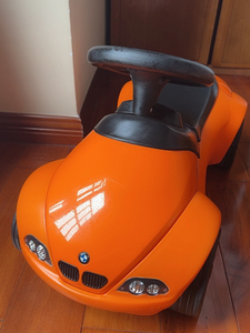 原装宝马bmw儿童学步车扭扭车玩具橙色