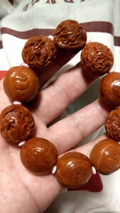 fhuajie000淘宝苏州名家精品橄榄核雕 冯伟核雕 带皮六尊者(已出