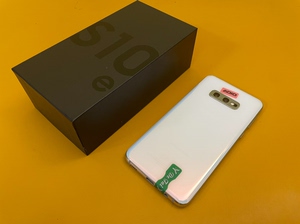 99新充电几十次完美屏三星s10e原装机无拆无修三星s10e