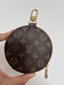 lv圆饼零钱包