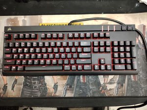 美商海盗船RGP0046机械键盘 樱桃红轴