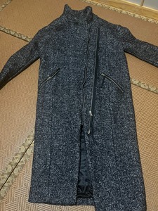 murua羊毛大衣，杂花面料很有个性，版型很有设计感，没穿过