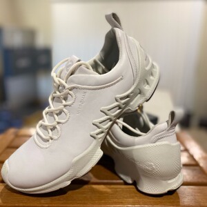 ecco爱步男鞋43码,802834-01007,白色防水运