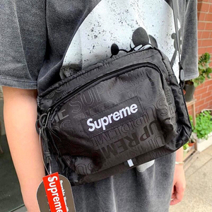 supreme 19ss 46th单肩斜挎包小方包满印log