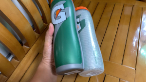 佳得乐挤压式运动水壶