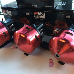 阿布射鱼轮,阿布170,带排线,原装线都在,便宜出,带排线.