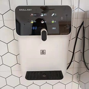 管线机壁挂温热式无胆饮水机