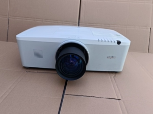 001人付款淘宝三洋6000流明工程投影仪zm5000物理分辨率1920*1shang