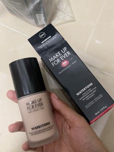 玫珂菲水粉霜色号r230,全新,不提不换