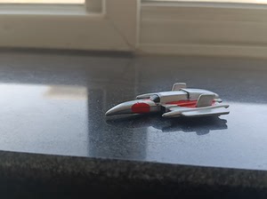 只剩宇宙号艾斯奥特曼飞机非盒蛋食玩软胶玩具万代正版,爱迪银色