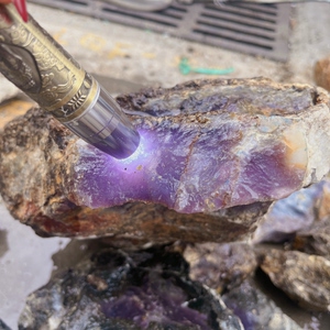 摆件紫罗兰手镯原石毛料吊坠料紫丁香玉石原矿紫云母玉髓1人付款499