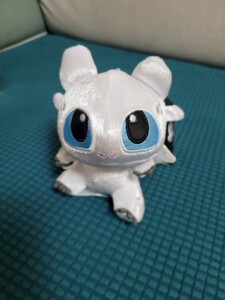 驯龙高手【爆款到货】白煞包挂饰