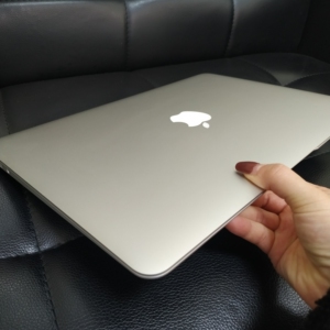 特价99新13寸苹果macbook air笔记本电脑mqd4
