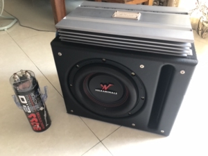 qq179573369淘宝野兽汽车低音炮10寸有源低音炮;买回来两个月转手