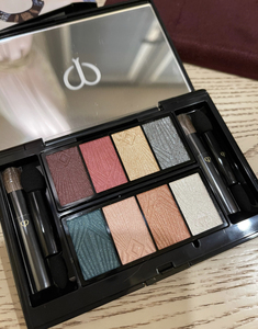 cpb限量眼影圣诞