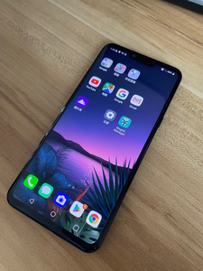 lgg8韩版,骁龙855原装无拆修,6 128屏幕发声hif